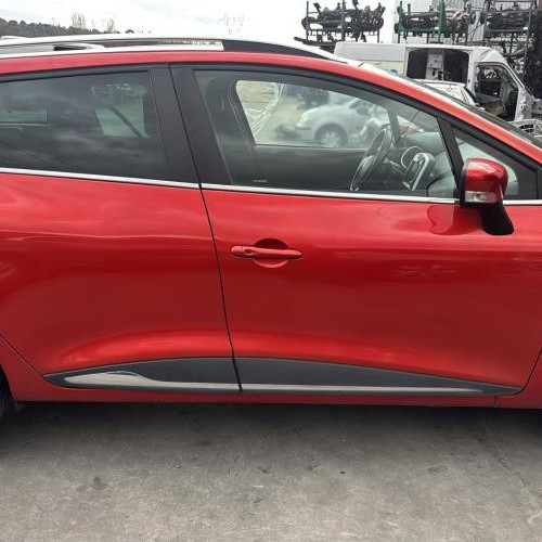 Vehicule-RENAULT-CLIO%25204%2520PHASE%25201%2520BREAK-2015-e536ac1ffea7fb0d8e0c06898ce0ebf3772c0173d73cffa2fb8722e90c9baf24_m.jpg