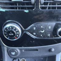 121577173-05ce9d52-b65d-4727-801b-a5c9bf8df7b7-Piece-Commande-chauffage-275105430R-RENAULT-CLIO-4-PHASE-1-BREAK-e74875de889f0410ba489355dcd0804a411d986104ba238d4b9b3e81aa062c56_m.jpg