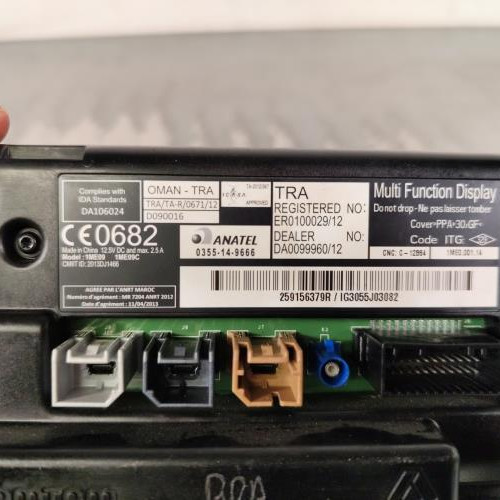 121577179-2a012c63-b058-4a41-a5c7-84bb9bf76a59-Piece-Ecran-GPS-281151863R-RENAULT-CLIO-4-PHASE-1-BREAK-8306f6da099e587498eee8f9251990b19ae0b1b25419168dde0f69aeb294916a_m.jpg