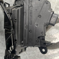121577182-00b5bfd5-0de6-4788-a00e-f4fef6e557d8-Piece-Fermeture-centralisee-avant-droit-805024563R-RENAULT-CLIO-4-PHASE-1-BREAK-7c9dfe6209286adfaef76247bec72fc990210580b4e49fe7f1acddfc39fb4adc_m.jpg