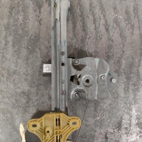 121577187-83882a8d-1a27-4f35-8605-c8f231a00600-Piece-Leve-vitre-electrique-arriere-droit-827008880R-RENAULT-CLIO-4-PHASE-1-BREAK-7a9af3655f1a0dddf30ed13c6462dc1c48e1ce52d20707b6c267a31e3067bead_m.jpg