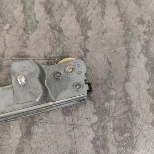 121577187-8068ad14-ef23-417a-a40a-557a9bf3cac4-Piece-Leve-vitre-electrique-arriere-droit-827008880R-RENAULT-CLIO-4-PHASE-1-BREAK-350bdedef67eec01c09beb687bb7f8ef851301e5406a8b213a859647fcbb2449_m.jpg