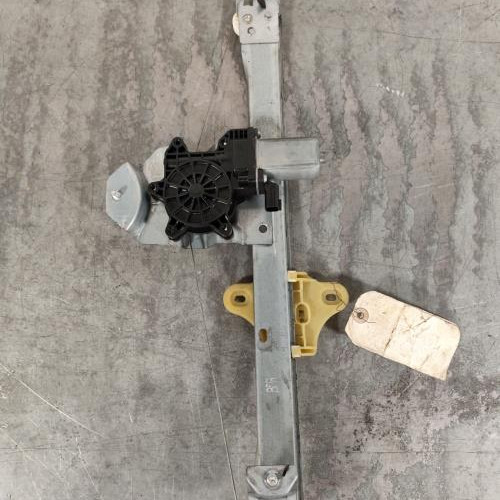 121577189-95ace132-8b88-4481-aef2-3add8c8fce75-Piece-Leve-vitre-electrique-avant-droit-807205569R-RENAULT-CLIO-4-PHASE-1-BREAK-f486f39e9fa7d0d4213a04ea3160c848f8c9021f27af36dd9128191dfec7408a_m.jpg