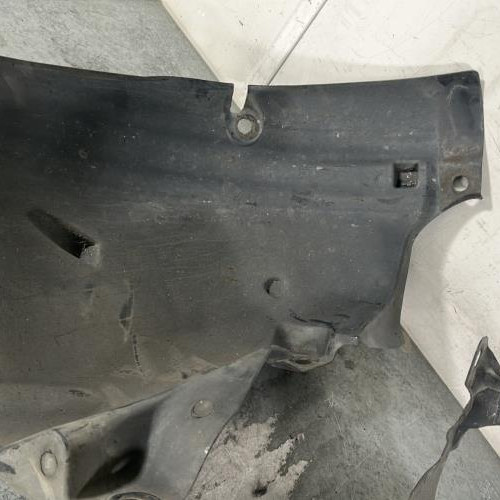 121577197-fe8fc593-1b9d-43a9-a2d1-1954a9313551-Piece-Pare-boue-avant-gauche-638438441R-RENAULT-CLIO-4-PHASE-1-BREAK-18e0af2ce3ae9fa04cddd69f7182f10a8fbb8059bf7540d4730f9b27cd0cd247_m.jpg