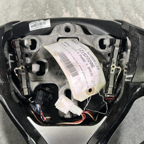 121577206-6b047c5e-d35c-4627-9acf-b2b4ab5e2ccc-Piece-Volant-484001555R-RENAULT-CLIO-4-PHASE-1-BREAK-c93dd2b1106306a86cde8c1099680c4d5873e74fca2fd7d766c9172540086be5_m.jpg