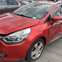 Vehicule-RENAULT-CLIO%25204%2520PHASE%25201%2520BREAK-2015-a188dfb67d9991605a798f321325b3e1161a79278ad8b2ba3cf5f65f648b44d0_m.jpg