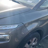121578336-4086e919-5f9c-4bca-aa82-f517c92d981c-Piece-Aile-avant-gauche-1612021980-CITROEN-C4-PICASSO-2-PHASE-1-9bcf4638507d0b52398ce190154e0276611b46606769bd46a866e27eb2287a88_m.jpg