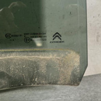 121578390-e0245060-fafc-448d-b19e-a6afaa35f991-Piece-Vitre-arriere-droit-9675837680-CITROEN-C4-PICASSO-2-PHASE-1-e6bbb2ace6c178a274f1d7936ca48968cf52cefe29737d2804ce4675802364a2_m.jpg