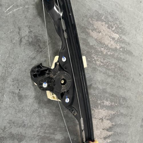 Leve vitre electrique arriere droit