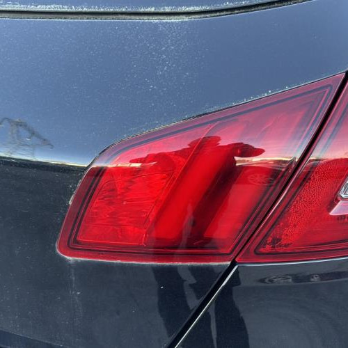 Feu arriere secondaire droit (feux)