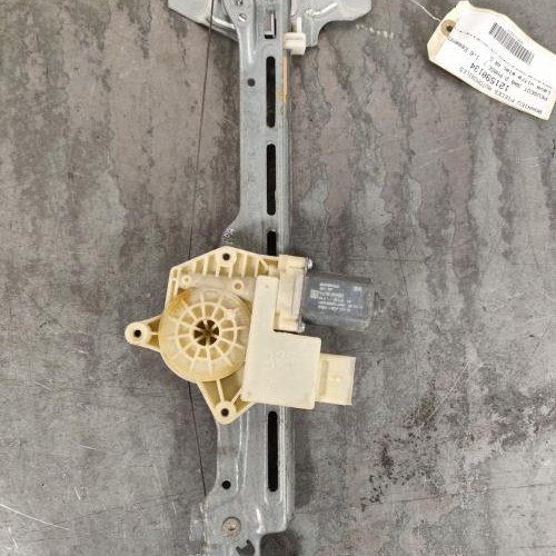 121590134-4ab8a87a-9278-44dc-8c9d-596556e1bef3-Piece-Leve-vitre-electrique-arriere-droit-9826080380-PEUGEOT-308-2-PHASE-1-b306b0cb6c043021d7116e1f0aad4ede30ebf4a40e47f893140b3c3c4f1cf4d1_m.jpg