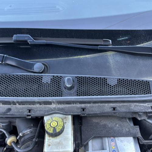 Moteur essuie glace avant