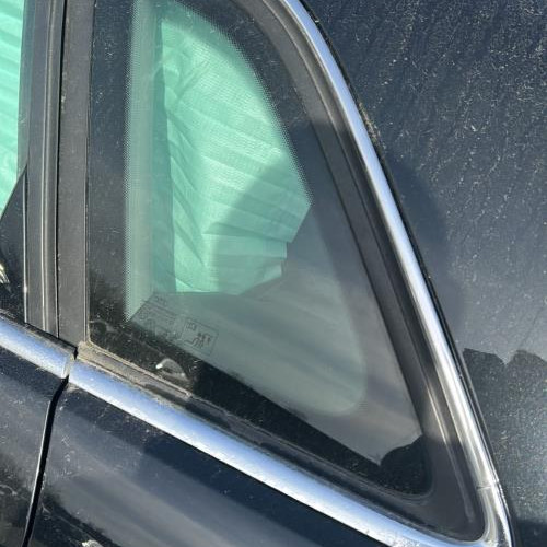 Custode arriere gauche