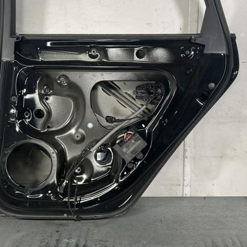 121596229-18e1a3dc-1a47-426f-8a73-e9e5cd119032-Piece-Porte-arriere-droit-8V4833052E-AUDI-A3-3-SPORTBACK-PHASE-1-380e88d8c291ac1a46516aad70be9f0a4455ea2ac670004689c465c5e11cbd6d_m.jpg