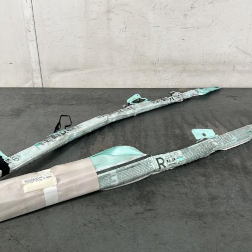 121596728-e74383a2-5643-4423-95ca-19250a378983-Piece-Air-bag-rideau-droit-8V4880742E-AUDI-A3-3-SPORTBACK-PHASE-1-7ba2d2cfa7a47f50555c1174aae80b5de7352655121d118bc328858895ae694e_m.jpg