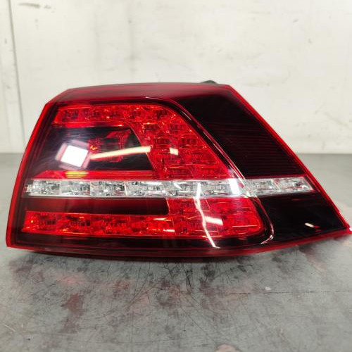 121720203-95632e00-4557-4c73-97a8-991ad00ce848-Piece-Feu-arriere-principal-droit-feux-5G0945208-VOLKSWAGEN-GOLF-7-PHASE-1-85763a93aafbc460eb5b27327b5a81872224febd80afee154b2b38b79800332e_m.jpg