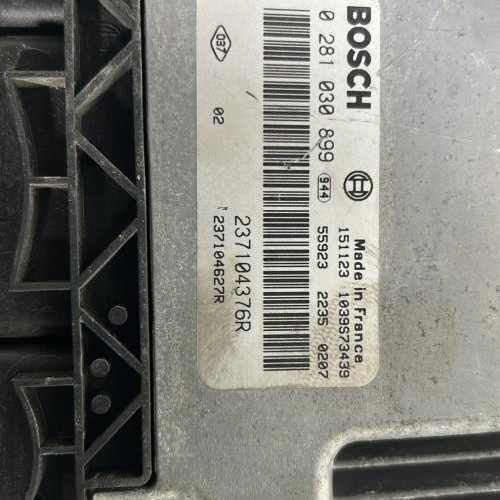 121921561-7fdceca2-ba6a-41b0-b1b7-33ed03e882f0-Piece-Calculateur-moteur-237104627R-RENAULT-KANGOO-2-PHASE-2-692f0cdf09b6dfb4279305e32e52b512fd53d104a911d0419044221b12741153_m.jpg