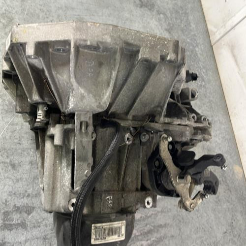 121922256-fef6e991-ed83-4cd5-adf7-96778a0c653f-Piece-Boite-de-vitesses-320106977R-RENAULT-KANGOO-2-PHASE-2-ce37b09aee7e0cf3bfdb740ee0ff2f844d6881e47278fa6275fcfa72015bec78_m.jpg