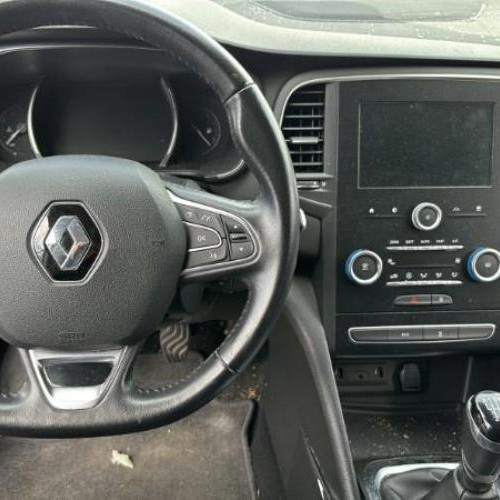 Vehicule-RENAULT-MEGANE-4-PHASE-1-2018-3a925bb8daa1f71df28ce7dce810602f692002863fe3613ab9db7385f9f1089d_mtn.jpg