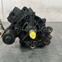 122073370-6d5319a0-d1b4-455e-822c-bb2137085ab6-Piece-Pompe-a-injection-167003669R-RENAULT-MEGANE-4-PHASE-1-abe63cc244626d66036896d79d4a9848785a864fe65bcce4c6d30e847e0ee1dc_m.jpg