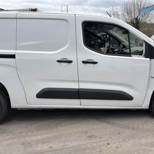 Vehicule-PEUGEOT-PARTNER%25203%2520PHASE%25201-2023-676566b86107cf3257834db247c49741458cdb9927cfd4217f5950505ff11c95_m.jpg