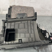 122369717-78065c7b-9c4c-4a47-a88c-4c95923de120-Piece-Boite-a-gants-681080026R-RENAULT-SCENIC-3-PHASE-1-07df267abd7f49551e9a2e725b5f3672ffbf89eb635f85ba1b89c5cca6f01758_m.jpg