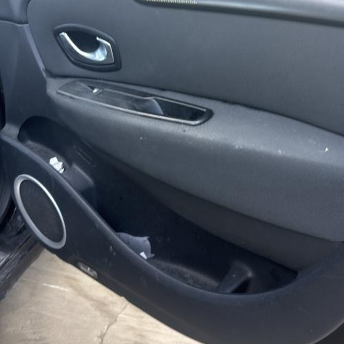 Leve vitre electrique avant droit