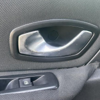 122369753-ea8ca75b-68e7-47ff-8f0b-b0e5de2efcb2-Piece-Poignee-interieur-arriere-gauche-826730001R-RENAULT-SCENIC-3-PHASE-1-55355c72b541d71135f45f9fdcbbba2a40f0a2d1c4da5fda6d2f2d68b27ca5b9_m.jpg