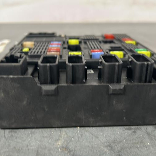 122372512-603709b5-0a57-4e86-a152-1a72af4010ca-Piece-Boitier-servitude-moteur-BSM-243800007R-RENAULT-SCENIC-3-PHASE-1-e7806ff4f7925c63a5ad794a4b3f01473c69549e63246fdabf7688f311780f4a_m.jpg