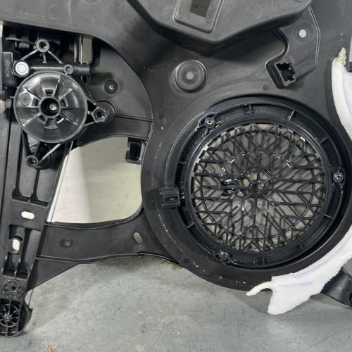 122372551-ef4a917f-6a65-4fca-9e9a-c751b34661aa-Piece-Leve-vitre-electrique-avant-gauche-9840175680-PEUGEOT-PARTNER-3-PHASE-1-4590f4a7232e7c71a348b0750f638bc272334b2dd183eb2a2201dccb41e4bee2_m.jpg