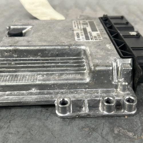122372701-307b5be6-c6a7-4fc6-878d-05953f7401c5-Piece-Calculateur-moteur-1687815180-PEUGEOT-PARTNER-3-PHASE-1-3469462074e17b7fb33ad056d07efbcdcecb9e13cbbfbea4d6b0f896ce238664_m.jpg