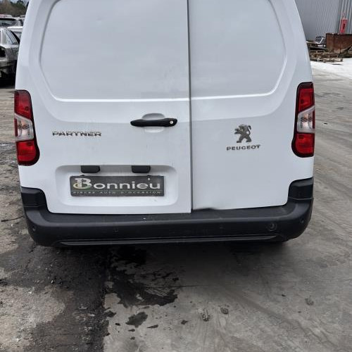 Vehicule-PEUGEOT-PARTNER%25203%2520PHASE%25201-2023-5aa70254690a622d4192b7491ca6b511417542c574f1ce1ed4349fc3efc8f5e4_m.jpg