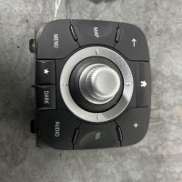 122376307-051b5c38-bee8-44d0-b375-842570b2a889-Piece-Commande-GPS-253B05176R-RENAULT-SCENIC-3-PHASE-3-53748914169671b0e9a1328f219f318980a66f97501a79c0277d0b6d8e08273e_m.jpg
