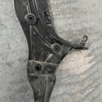 122385859-66a56716-fac6-4804-b9bd-ecfa8d953485-Piece-Support-de-pare-chocs-arriere-8V4807377A-AUDI-A3-3-SPORTBACK-PHASE-1-6c1bdea8cf3ca4ffbe7aeecca49f595cdd432b906f0d48c20e9ae0b2d43fc393_m.jpg