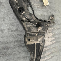 122385938-6762478c-023e-4328-a3a1-25868e1ab35d-Piece-Support-de-pare-chocs-arriere-8V4807378A-AUDI-A3-3-SPORTBACK-PHASE-1-0024db00d904a11d903f1b330e958491d2c263997bf0268a51ef1049241319da_m.jpg
