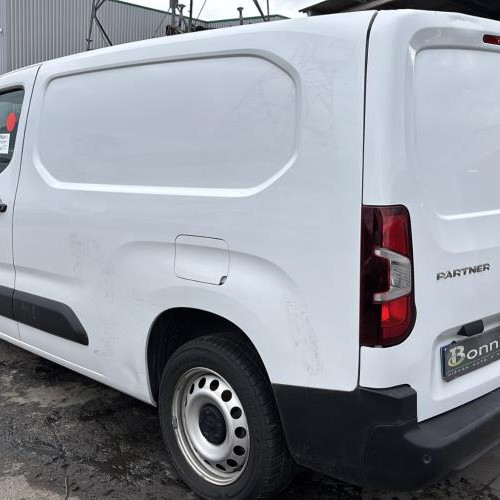 Vehicule-PEUGEOT-PARTNER%25203%2520PHASE%25201-2023-c03ecb45850013803754025416facd5943fb63ee047960abd77cd10425b3f951_m.jpg