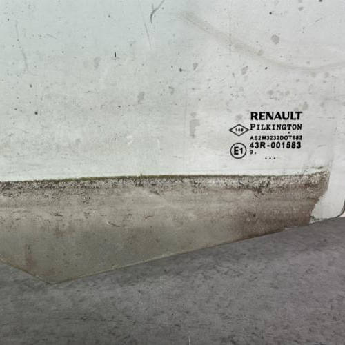 122537907-d8e9209b-1b70-49dc-a273-1b828677f67e-Piece-Vitre-avant-gauche-8200385968-RENAULT-TWINGO-2-PHASE-1-d97a286a4a05fab3b24f45b60c98a7765162fa8abd544f4a299d7f61c6561c40_m.jpg