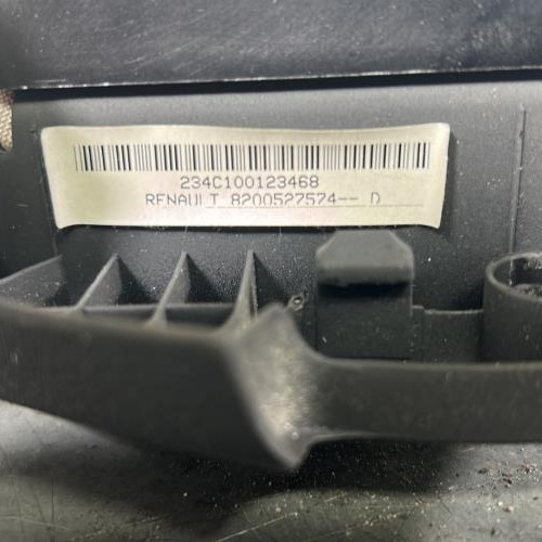 122538600-60f3726b-1b25-49a5-879e-8056e2c4e69e-Piece-Air-bag-conducteur-985103168R-RENAULT-TWINGO-2-PHASE-1-1bd63014020935aeb6e3f3cd84ac5c5c58140339f0412c31db6fd6563fd36b18_m.jpg