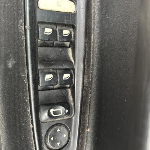 Vehicule-CITROEN-C4%25201%2520PHASE%25201-2007-75ecacc1a724944d359944b4002efcdf500af4b10c92a255b6ab767038ecd415_m.jpg
