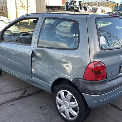 Vehicule-RENAULT-TWINGO%25201%2520PHASE%25203-2004-016f7c1ce53e32fcbcbd2bdb8c49340d554805a5a8574a460af7ed6250ac1513_m.jpg