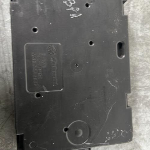 122931315-8be9180c-0aef-4062-8626-63ab5ad8d191-Piece-Boitier-confort-284B15639R-RENAULT-CLIO-4-PHASE-1-BREAK-bc8b56533e12bf86a450a3e66524dba4f374aa08850ee1398ca689965c76ba91_m.jpg