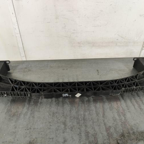 Absorbeur de pare choc avant