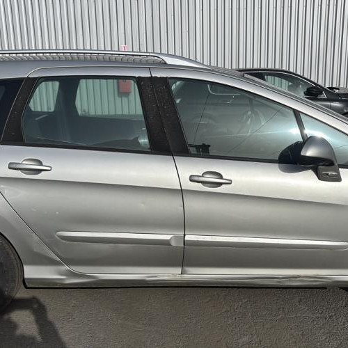 Vehicule-PEUGEOT-308%25201%2520SW%2520PHASE%25201%2520BREAK-2009-ddbaa95e89649c28b21c8f20fe94293527066e2c5ff6d31115d8939babf54ac8_m.jpg