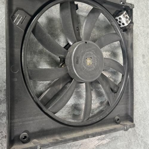 122947841-eff531d7-9f0d-47fe-9528-0e991f8048a0-Piece-Ventilateur-eau-7701206548-RENAULT-TWINGO-1-PHASE-3-3d2f5de85f5781ce1547ead1c9ba0d6a4045b4dad3a822b84dbd21f38827413c_m.jpg