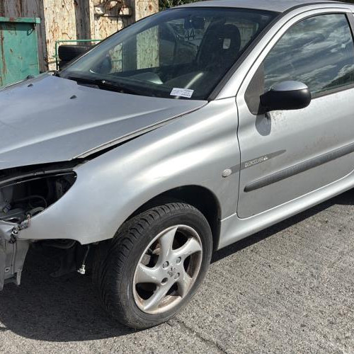Vehicule-PEUGEOT-206%2520PHASE%25201-2002-338cf1684485da8b378bdb9fa0cc1ec83afc8ababe69e8c9d499901d8710cbc0_m.jpg