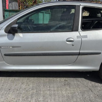 Vehicule-PEUGEOT-206%2520PHASE%25201-2002-113a0e7ef3a60cd7345dfff2bd157d21a0590da0152a86a2da89c8a75343a4ec_m.jpg