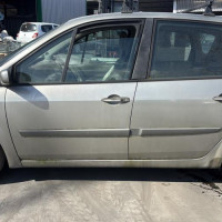 Vehicule-RENAULT-SCENIC%25202%2520PHASE%25202-2007-9e19849ecdfc18d8475fd14014cb1d71ee45ac4f2bf2da867b034027860d93bd_m.jpg