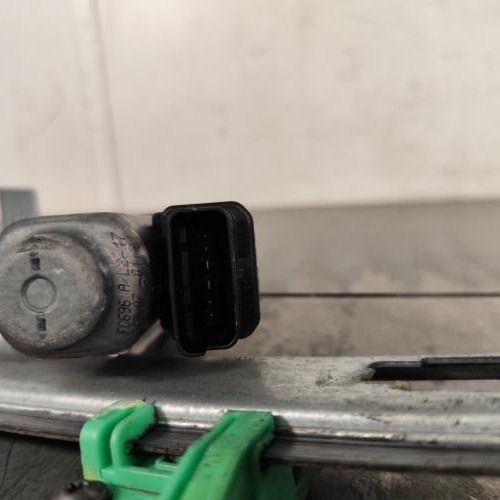 Leve vitre electrique avant gauche