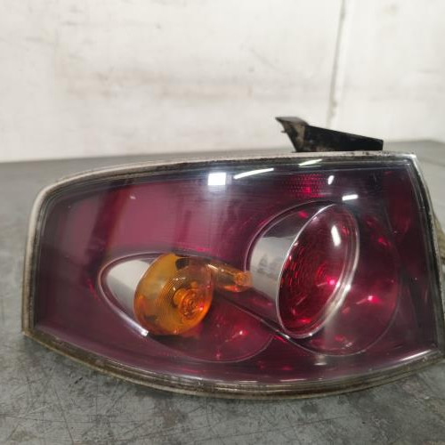 123159704-1801be98-efd7-41ee-8892-fafcb08c18eb-Piece-Feu-arriere-principal-gauche-feux-6L6945111D-SEAT-IBIZA-3-PHASE-1-70d026720f9f4175cfe5ab275bcaf09e16507c5364b96a6b92419a0c37c1581f_m.jpg