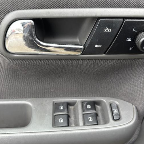 Vehicule-SEAT-IBIZA%25203%2520PHASE%25201-2007-fd0556097e5480834d156cadcf7eaa82097aebf249db69cee1373224aaf4396e_m.jpg